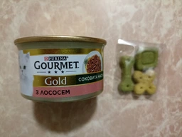 Влажный корм для кошек Purina Gourmet Gold Сочное наслаждение с лососем 12х85 г