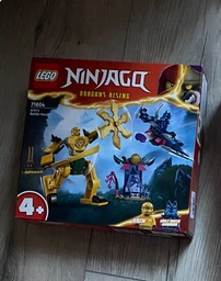 Конструктор LEGO NINJAGO Бойовий Хутр Аріна (71804)