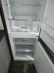 Двокамерний холодильник Whirlpool W5 911E OX фото від покупців 3