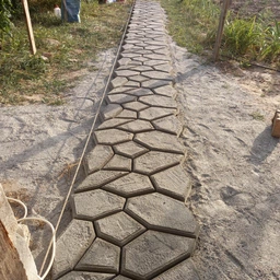 Форма для садової доріжки Камінці 60×60 см з пластифікатором 1 л | Верес-2007 фото от покупателей 2