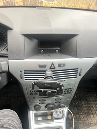 Тримач для телефону в машину в повітропровід Baseus SUWX010001 Stable Gravitational Car Mount Lite (Air Outlet Version) 5.4 - 6.7" Black фото від покупців 3