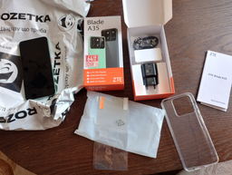 Мобильный телефон ZTE Blade A35 4/64GB Black фото от покупателей 1