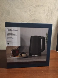 Електрочайник Electrolux E5K1-6ST