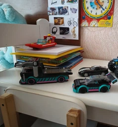 Конструктор Lego City Гоночний автомобіль та вантажівка-автовоз 60406