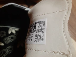 Женские кеды кожаные низкие Adidas Samba Og W ID0478 39.5 (6UK) 24.5 см Samba Og W Crewht/Cblack/Sanstr (4066765863263) фото от покупателей 9