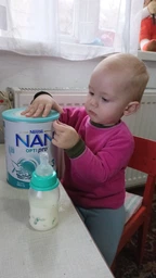 Суха молочна суміш Nestle NAN 3 Optipro з олігосахаридом 2'FL для дітей від 12 місяців 400 г (7613032476175) фото від покупців 1
