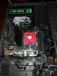 Блок питания компьютерный GameMax GP-750 750Вт фото от покупателей 2