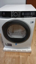 Сушильний автомат Electrolux EW9H188SCU
