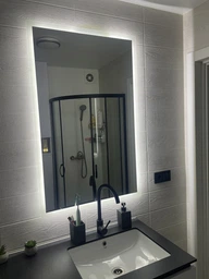 Зеркало L SR Капри с LED подсветкой (800х550)