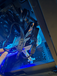 Блок питания Gigabyte 850W 80+ Gold (UD850GM) фото от покупателей 6