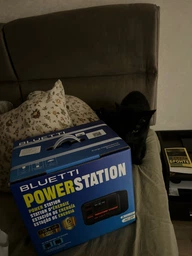 Зарядна станція Bluetti AC2P (Global) фото від покупців 12