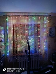 Светодиодная новогодняя гирлянда штора \ дождь на окно 3х2м 200 LED с USB проводом 5В и пультом (разноцветный, RGB)