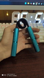 Кистевой эспандер EasyFit Hand Grip PRO 114 кг синий (ручной пружинный тренажер ножницы с нагрузкой 250 lb) EF200LB-BL фото от покупателей 12
