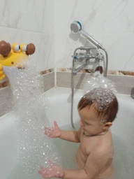 Игрушки для ванной Tumama Краб генератор мыльных пузырей