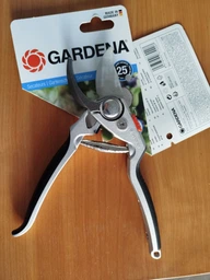 Секатор Gardena BP 50 Premium Bypass до 24 мм (08702-20) фото от покупателей 2