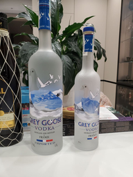 Горілка Grey Goose 1 л 40% (080480280017)