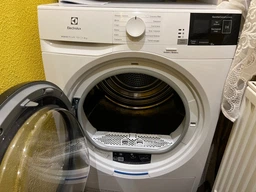 Сушильный автомат Electrolux EW6D283YU фото от покупателей 19