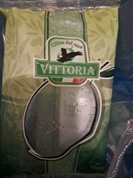 Оливки с косточками Vittoria Olive Verdi Dolci 850 г фото от покупателей 1