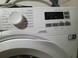 Пральна машина Electrolux фронтальна, 8кг, 1200, A+++, 58см, дисплей, інвертор, білий (EW6FN528WU)