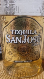 Текила San Jose Gold 0.7 л 35% (3107872600783)