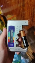 Универсальный цифровой тестер заряда батарей AA, AAA, Крона BT-886 LCD