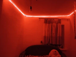 Самоклеющаяся светодиодная LED лента RGB 5050 strip влагостойкая с пультом управлением Комплект 5 метров 16 цветов от USB совместимость с Авто, ТВ, ПК фото от покупателей 17