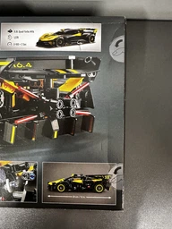 Конструктор LEGO Technic Bugatti Bolide 905 деталей (42151) фото от покупателей 12