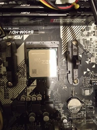 Процессор AMD Ryzen 5 2400G 3.6GHz/4M (YD2400C5M4MFB) sAM4, tray