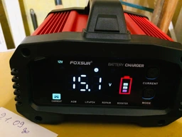 Портативное умное пуско-зарядное устройство Foxsur FPT-250 (12V/25A) с функцией BOOSTER и выбором тока зарядки фото от покупателей 7