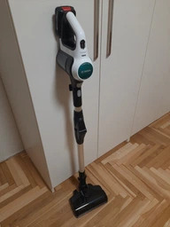 Аккумуляторный пылесос BOSCH Unlimited 7 ProHygienic Aqua FLEX BCS712HYG5 с двумя аккумуляторами фото от покупателей 2