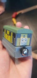 Деревянный вагон Тоби Toby поезд на магнитах из мультфильма Томас и его друзья
