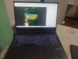 Игровий ноутбук HP Victus 15 / i5-12450H / ОЗП 16 GB / Накопитель 512 GB / RTX3050 / Матовий, LED, IPS / Черный