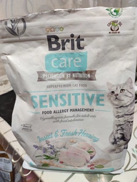 Сухой корм Brit Care Cat Grain Free Sensitive Insect & Fresh Herring корм с насекомыми и сельдью для кошек 2 кг фото от покупателей 1