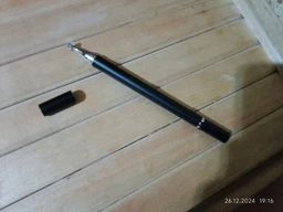 Універсальний стилус ручка для смартфонів та планшетів сріблястий фото від покупців 5
