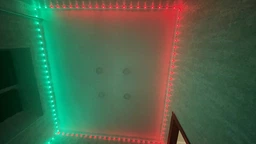 Умная светодиодная гирлянда LED RGB 5050, 5 м, водонепроницаемая IP67, многоцветная подсветка, с USB питанием 5.5V , управление телефоном Bluetooth + реакция на звук + пульт, белая (1490534113) фото от покупателей 13