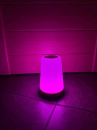 Аккумуляторний нічник з USB зарядкою LED RGB лампа в спальню Villa Volance з пультом, зміна 13 кольорів, регулювання яскравості біла + жовта