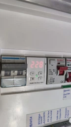Реле захист від перенапруги ZUBR D2-40 red 40А фото від покупців 1