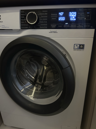 Стиральная машина узкая Electrolux EW6SM226DU фото от покупателей 7