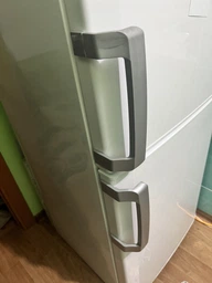 Ручка двери (верхняя/нижняя) к холодильнику Beko 4900061200