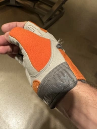 Перчатки для фітнесу MadMax MFG-850 Crazy Grey/Orange S фото від покупців 2