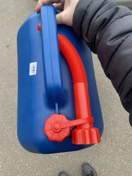 Канистра пластиковая с лейкой Bi-Plast 10 л (BP-310) фото от покупателей 3