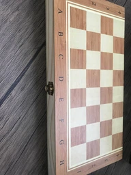 Шахматы шашки нарды набор 3в1 доска из дерева маленькие небольшие фигуры деревянные классические подарочные традиционные детские игровой комплект шахматный для детей игра в коробке 3 в 1 24 на 24 Hechpro ТБ7224 + игральные кубики фото от покупателей 4
