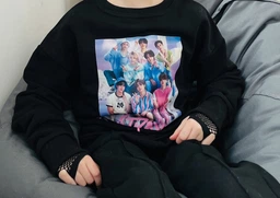 Подростковый свитшот для девочки Спиногрыз Stray kids фото №10-00186 140 см Черный (ROZ6501045290)