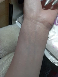 Тональний крем TopFace Natural Glow CC Cream & Concealer SPF 50+ 002 30 мл (PT472 (002)) фото від покупців 1