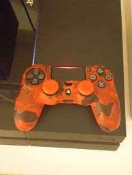 Захисний силіконовий чохол Red Camouflage для геймпаду Sony DualShock 4 (PS4) + в подарунок накладки на стіки [376412034]