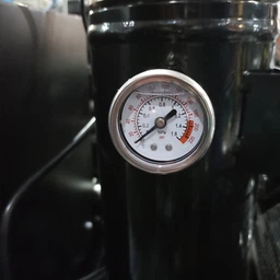 Компресор виского тиску гвинтовий GTM DLG5.5V (200 л, 680 л/хв, 5.5 кВт, 380-400 В)