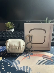 Чехол для наушников Apple AirPods Pro / Pro 2 BLACKTIME 808FC TIGERTEETHCASE ударопрочный силиконовый с карабином, Белый фото от покупателей 2