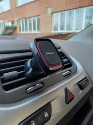 Автодержатель для телефона Defender CH-129 Magnet Black-Red (4714033291309) фото от покупателей 1