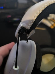 Навушники Razer Blackshark V2 PRO Wireless 2023 White (RZ04-04530200-R3M1) фото від покупців 19