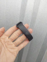 Ремінець силіконовий для фітнес браслета Xiaomi Mi Band 5/6/7 Silver Carbon з металевою кнопкою (mrk2503)